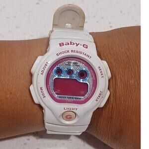 Vintage CASIO Baby G-Shock Watch Women 41mm White/ Pink (Need Battery)